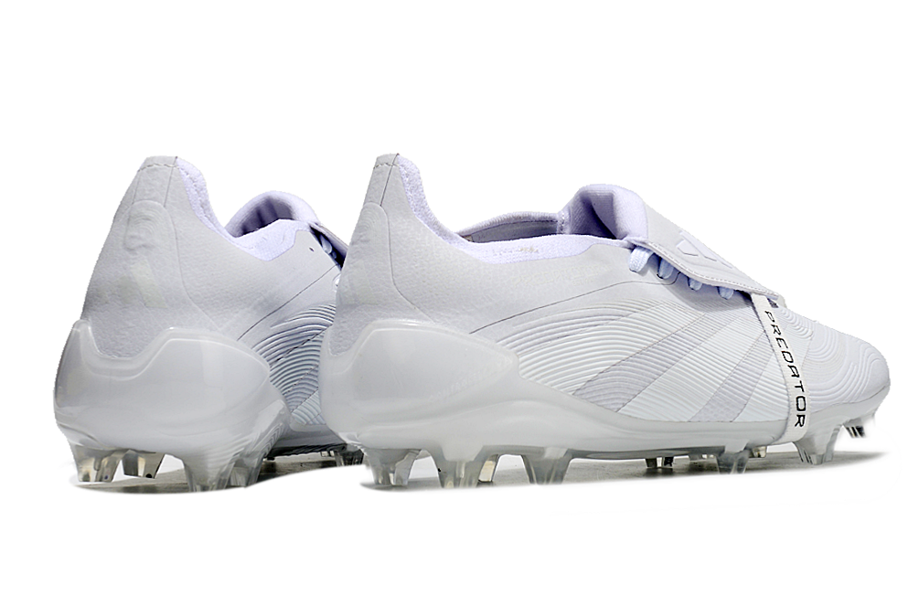 PREDATOR ACCURACY+ FG BOOTS