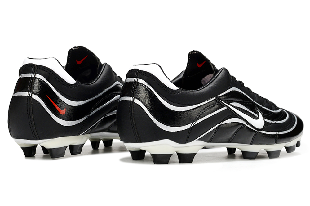 NIKE Mercurial r9