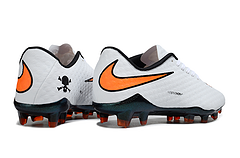 NIKE HYPERVENOM PHANTOM FG