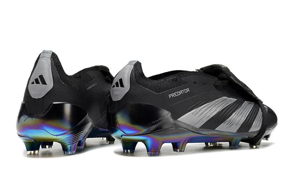 Predator 24 FT 'Black'