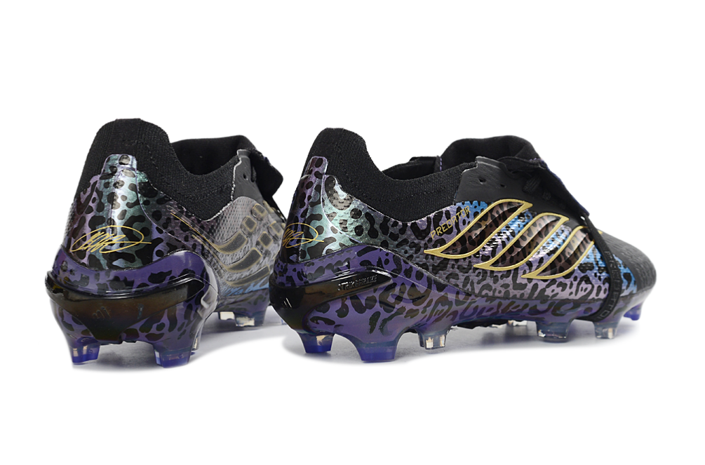 Predator 26 FT Elite 'Kaká'