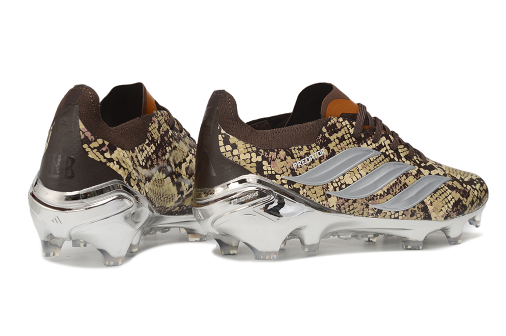 Predator 26 Laced #14